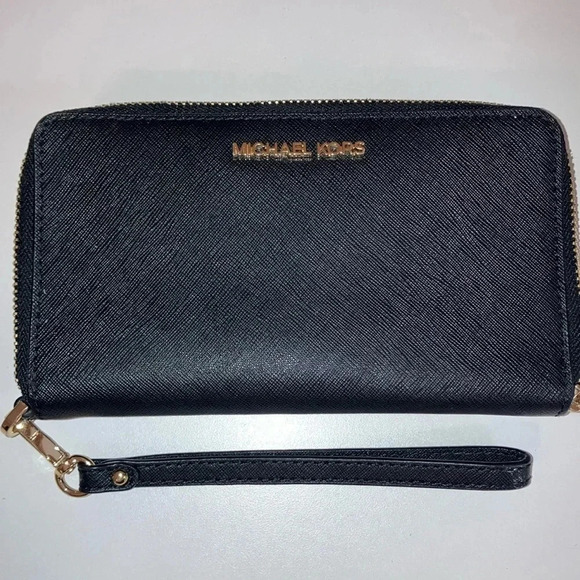 Michael Kors Jet Set Zip Around Phone Holder Wallet Wristlet Black Preloved - Picture 1 of 5